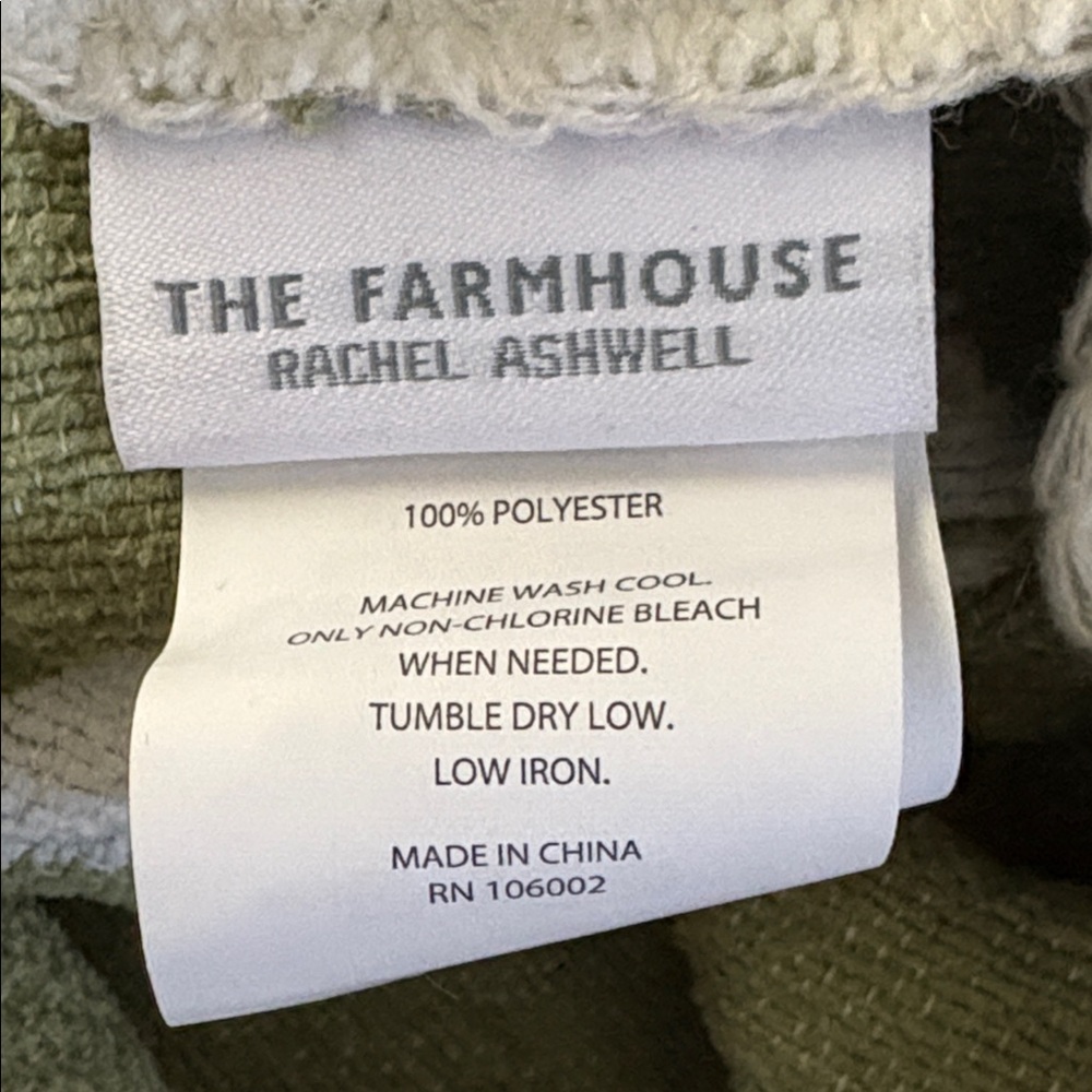 RACHEL ASHWELL➕THE FARMHOUSE Oversized Pumpkin Throw NWT - Picture 6 of 6